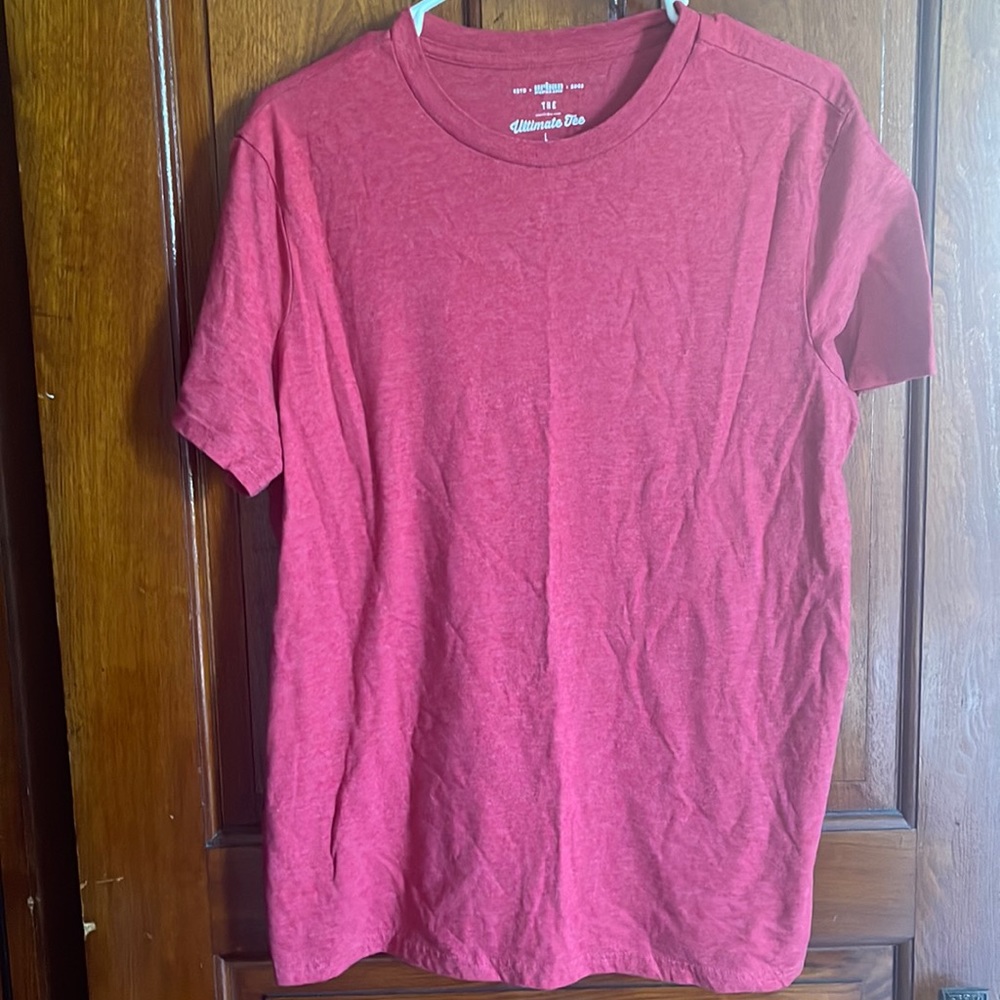 Red t shirt